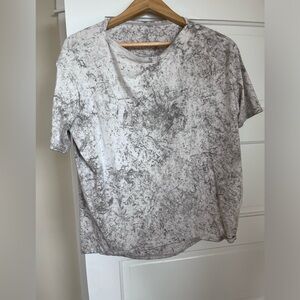 Lululemon workout top